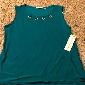 Women’s Size L Tank NWT